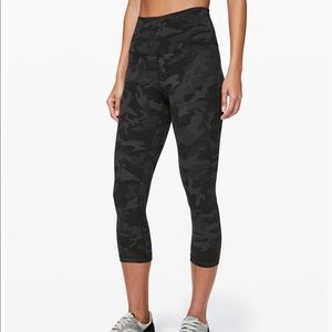Lululemon Align Crop